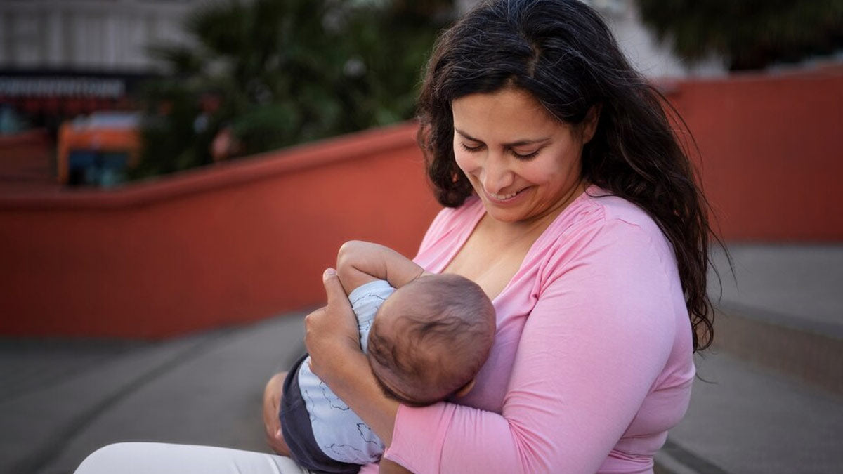Breastfeeding and Postpartum Recovery: Healing Your Body Naturally